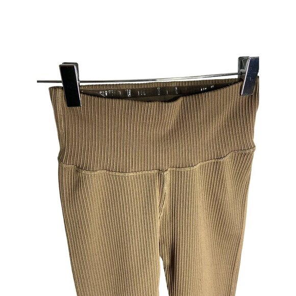 Good American Chunky Rib Legging Camel Color-sz 1/2 (small/medium) - Picture 5 of 9